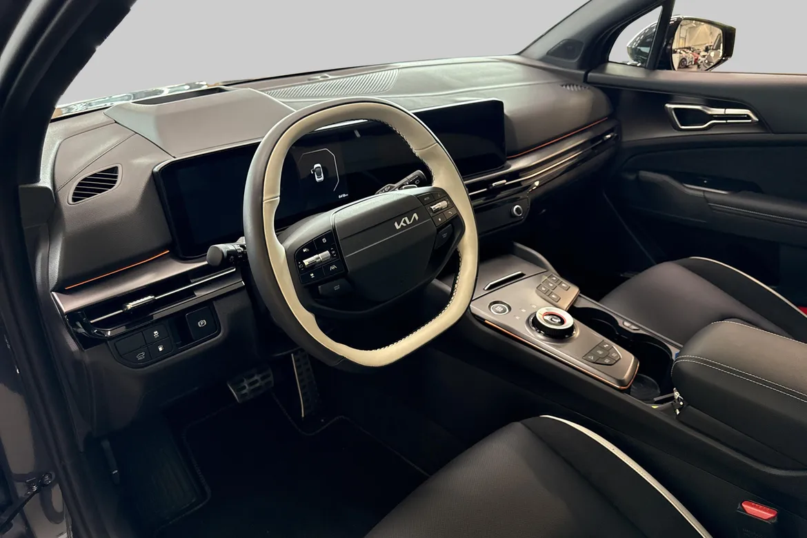 picture of a car