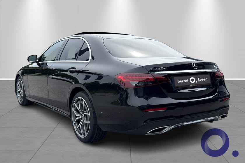 Bilde 4 av Mercedes-Benz E 220 d 4MATIC E220 AMG || Panorama || Webasto || Distronic