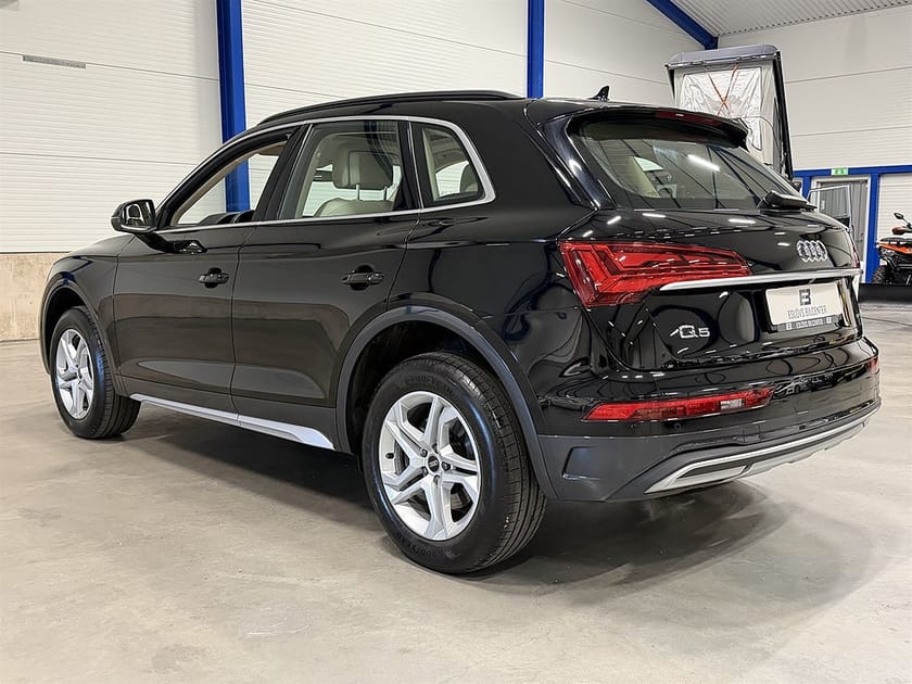 Bild 4 av Audi Q5 40 TDI quattro 204 HK Q / Drag / Värmare / Panorama /