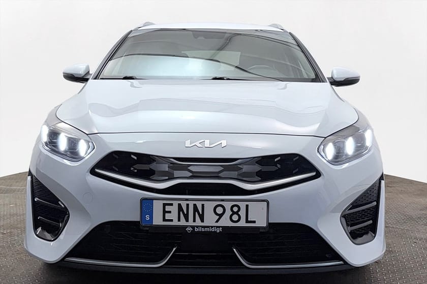 Bild 3 av Kia Ceed Sportswagon Plug-in Hybrid SW Advance Drag Navi Kamera Värmare Rattvärme