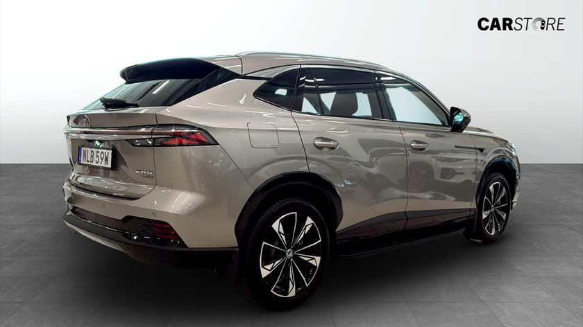 Bild 2 av MG HS PHEV LUX 1.5T // 307HK // STERLING SILVER