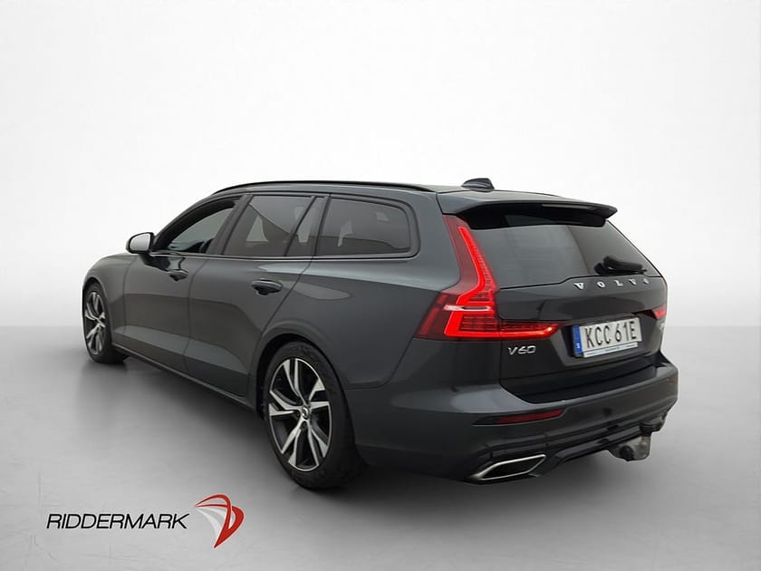 Bild 4 av Volvo V60 D4 190hk R-Design Pano H/K VOC 360° Dragkrok