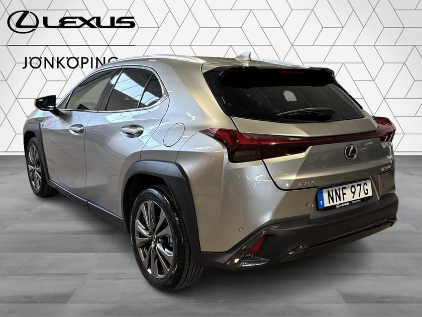 Bild 4 av Lexus UX 300h