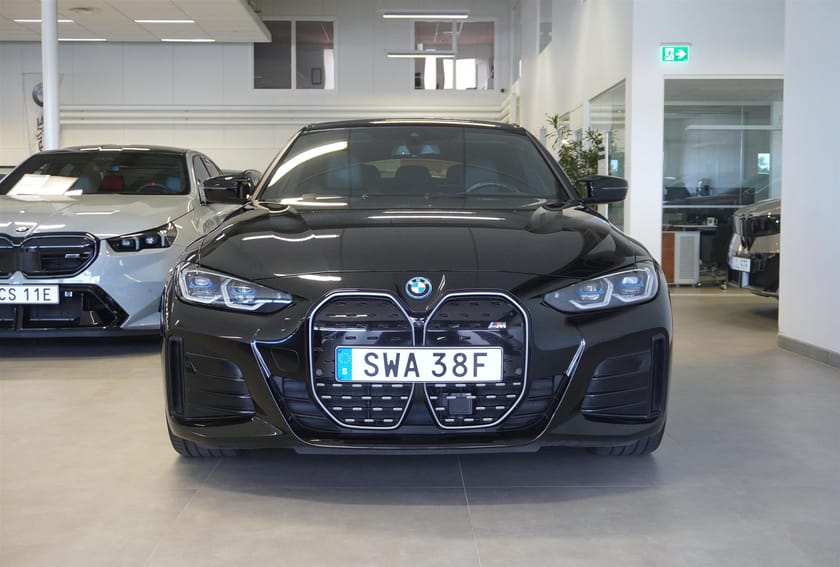 Bild 2 av BMW i4 M50 xDrive Gran Coupé M Sport Drag Fartpilot H K PA Head-Up 19