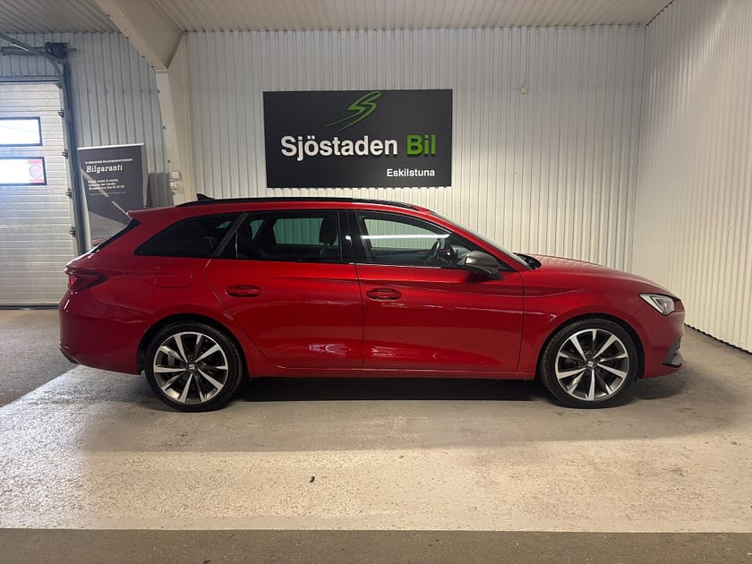 Bild 5 av SEAT Leon Sportstourer ST León Sportstourer1.5 eTSI Nav/Parksensorer/Carplay/Drag