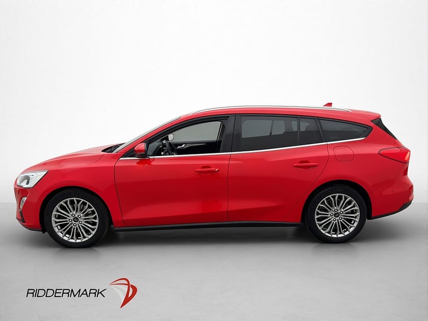 Bild 5 av Ford Focus Kombi 1.0 EcoBoost 125hk Titanium Kamera Rattvärme