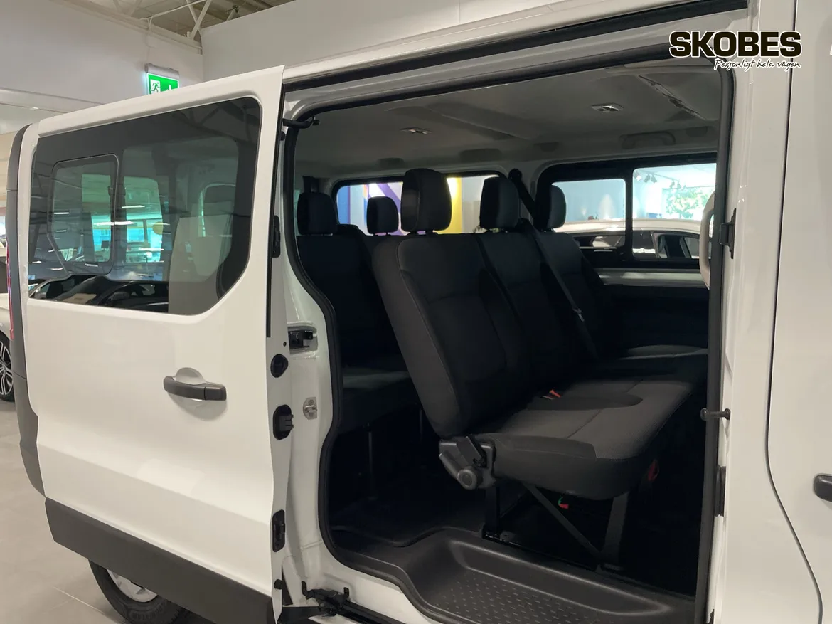 Renault Trafic Passenger L2
