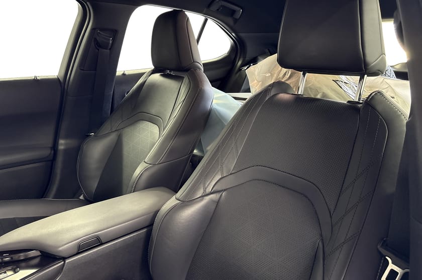 Bilde 4 av Lexus UX 300e Premium I Lav km I Velholdt
