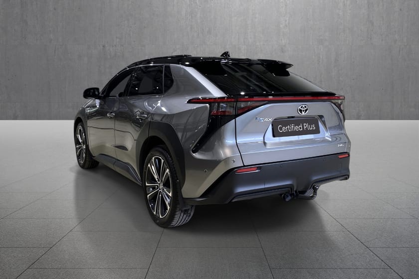Bilde 3 av Toyota bZ4X AWD Executive Bitone Panorama, Krok, JBL
