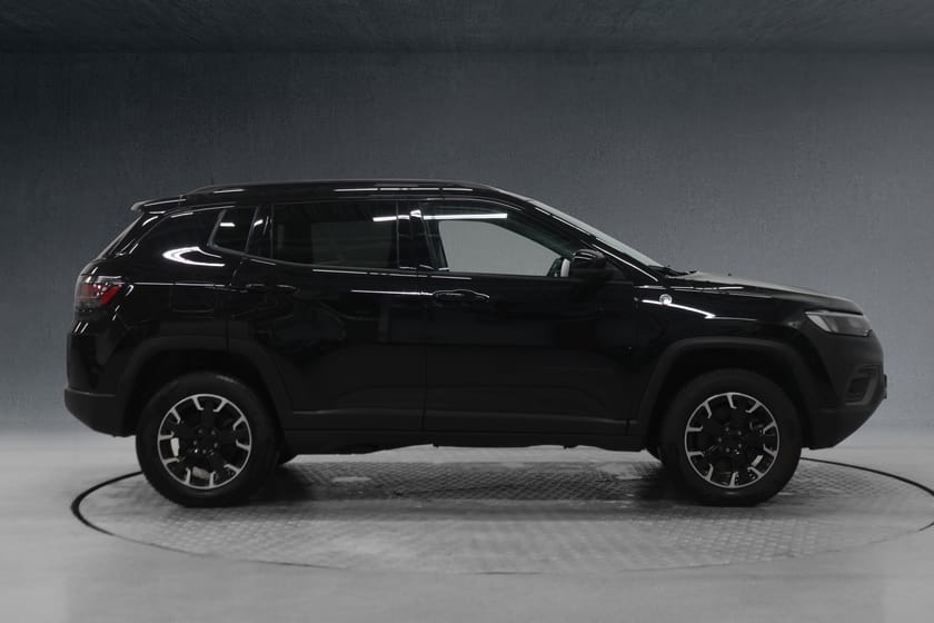 Bilde 5 av Jeep Compass 4xe 1.3PHEV Trailhawk 4xe|NAVI/ACC/360/KEYLESS/PANO/ALPINE