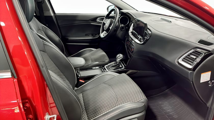 Bild 3 av Kia Ceed Sportswagon Plug-in Hybrid ADVANCE | GODKÄND | ELEKTRISK BAKLUCKA