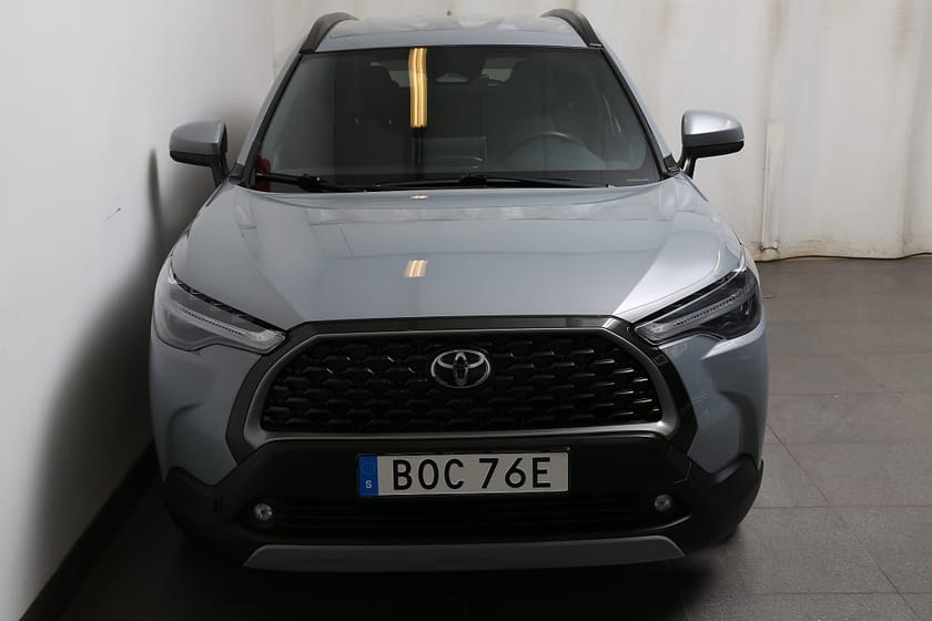 Bild 5 av Toyota Corolla Cross Hybrid AWD-i e-CVT 197hk Executive Navi JBL Motorv Drag