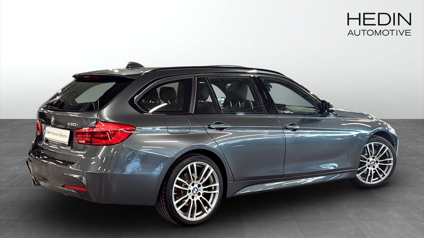 Bild 2 av BMW 330i xDrive Touring M Sport Panorama Head Up 270° Kamera H/K