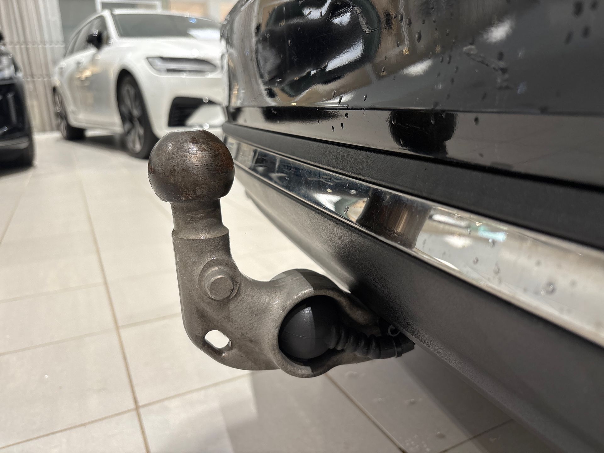 Volvo V60 Recharge T6 Core Edition 2024, bild 2/3