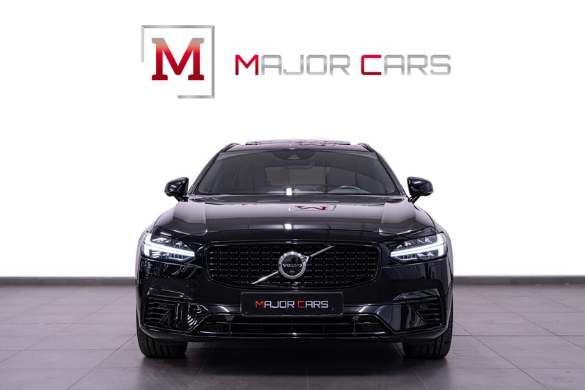Bild 2 av Volvo V90 T6 AWD R-Design Pano B&W Aktivt Chassi Luft-F 360° HuD