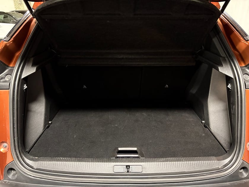 Bild 5 av Peugeot 2008 ALLURE Pack PT 130 AUT