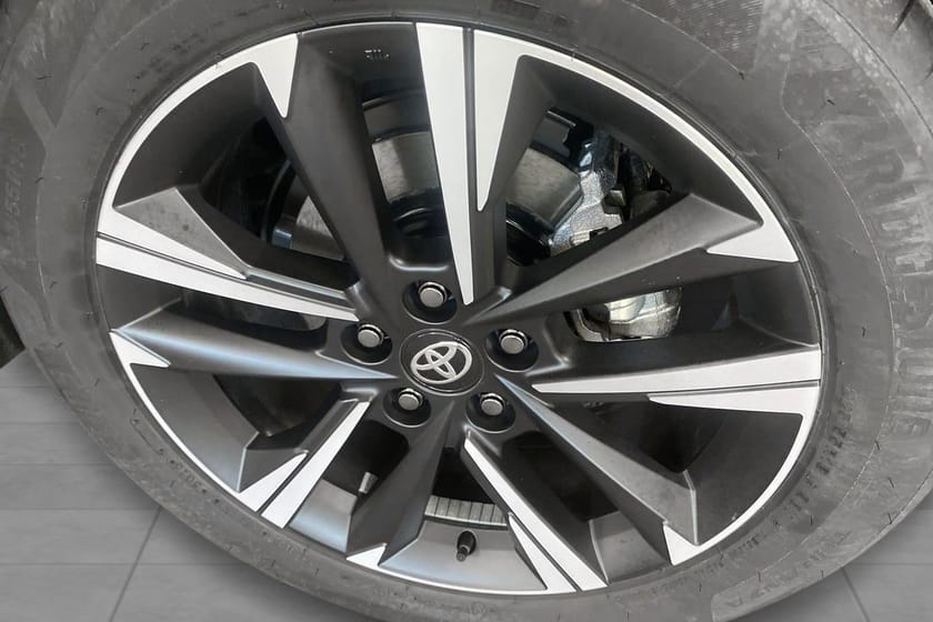 Bild 4 av Toyota C-HR Hybrid