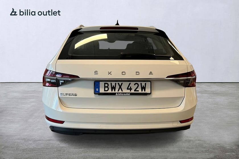 Bild 4 av Škoda Superb Kombi Skoda 1.5 TSI ACT Style Navigation Keyless Moms