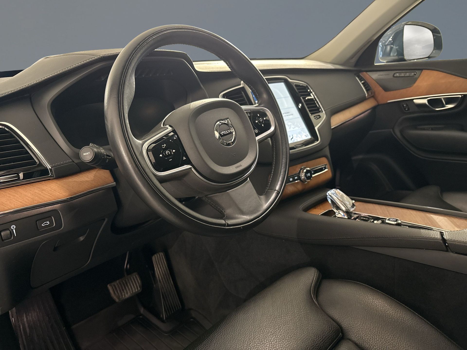 Volvo XC90 B5 AWD Diesel Inscription 2022, kuva 5/14