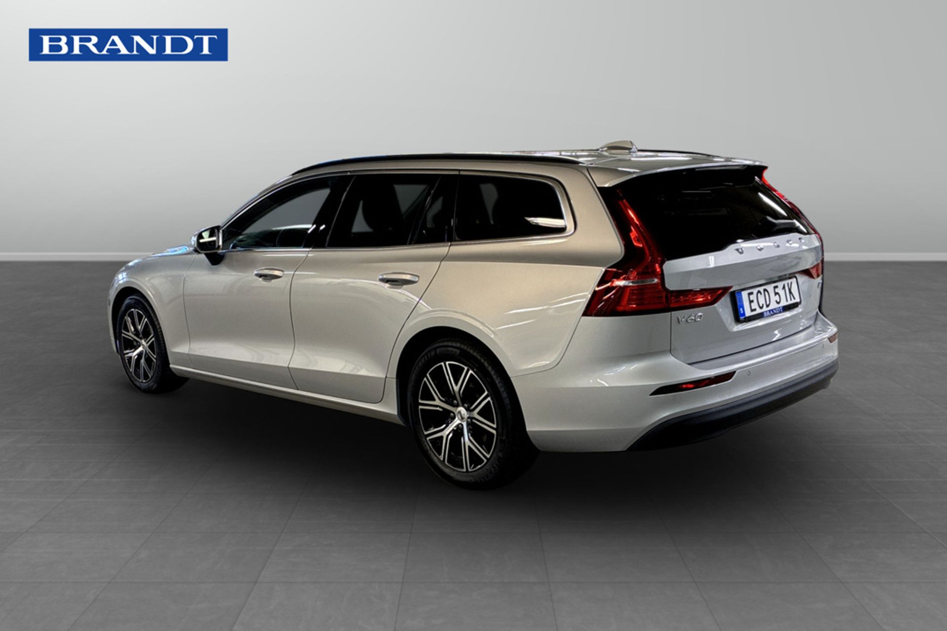 Volvo V60 B4 2024, bild 2/9