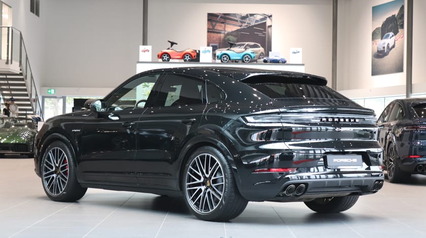 Bild 2 av Porsche Cayenne S E-Hybrid Coupé