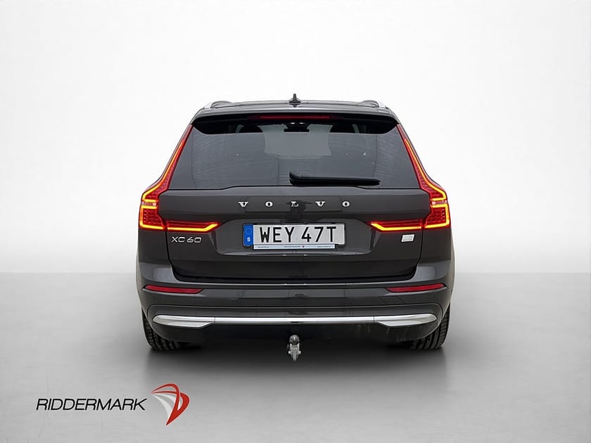 Bild 3 av Volvo XC60 Recharge T6 AWD VOC P-Värmare Pano 360° Drag Navi
