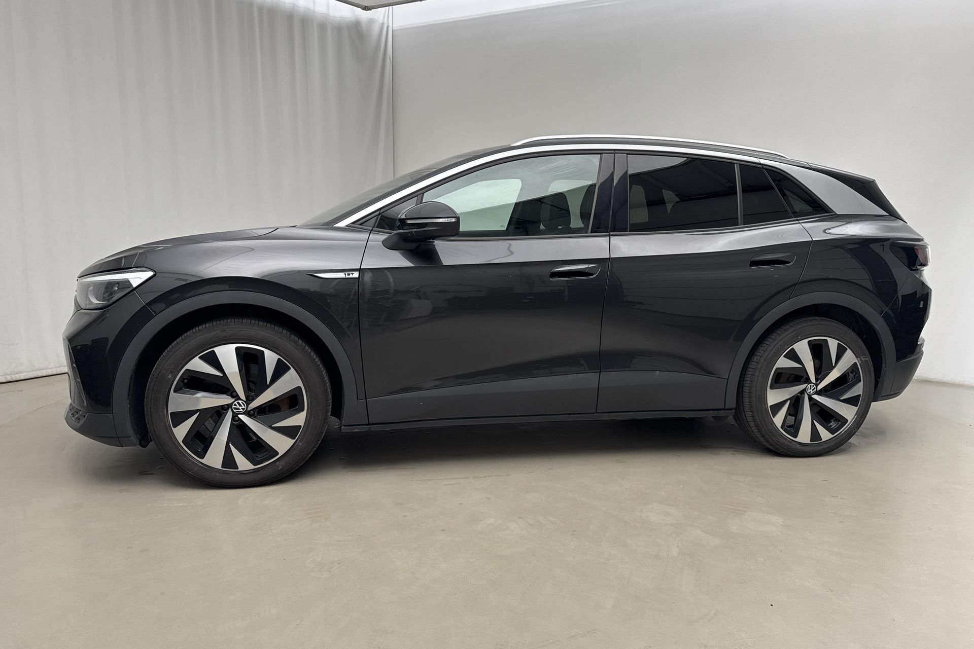 Volkswagen ID.4 Pro Performance 2021, bild 2/10