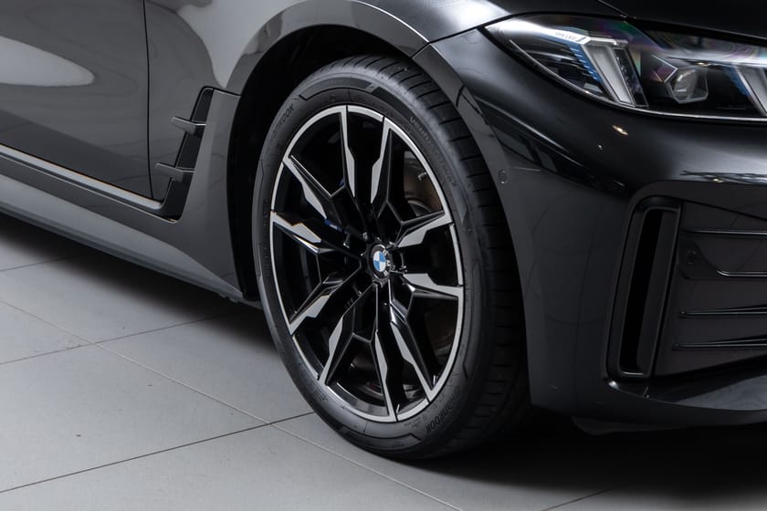 Bilde 3 av BMW i4 M50 xDrive Gran Coupé FullyCharge-Soltak-Skinn-Harman/kardon