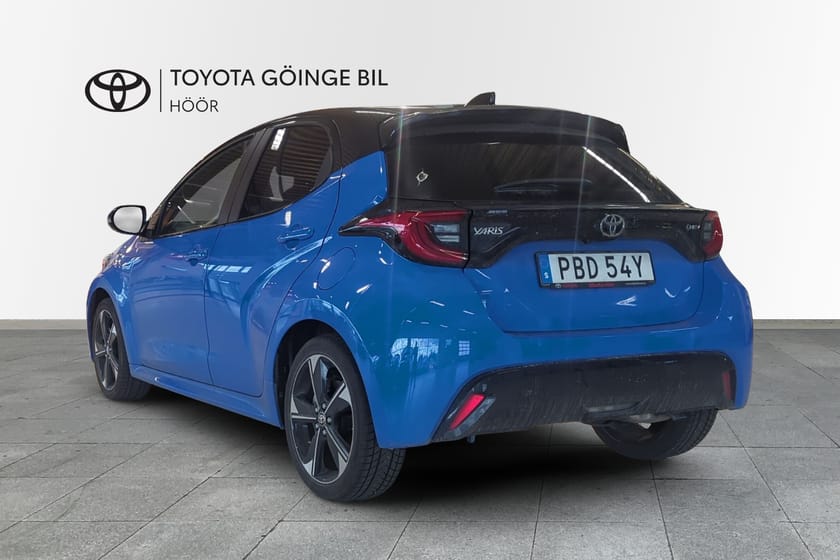 Bild 3 av Toyota Yaris Hybrid 130 1,5 130hk Premiere Edition bi-tone