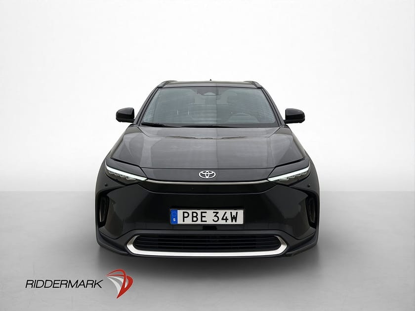 Bild 3 av Toyota bZ4X Executive 71.5 kWh 204hk 360° JBL Adaptiv-f Navi