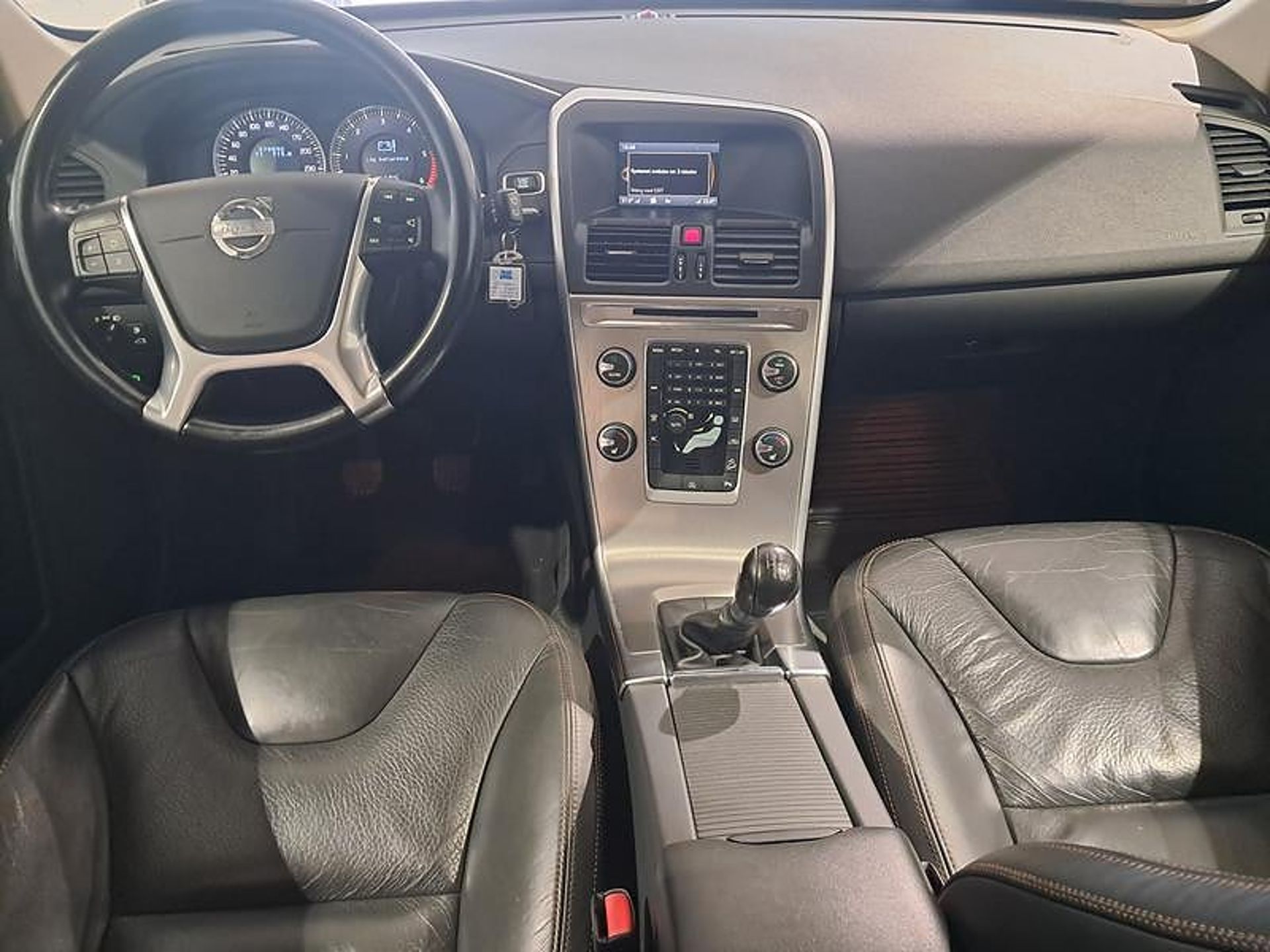 Volvo XC60 AWD D4 2013, bild 6/7