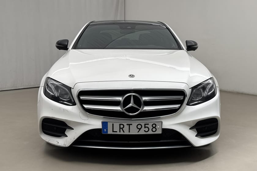Bild 5 av Mercedes-Benz E 220 d 4MATIC Sedan 194hk AMG 360 Panorama
