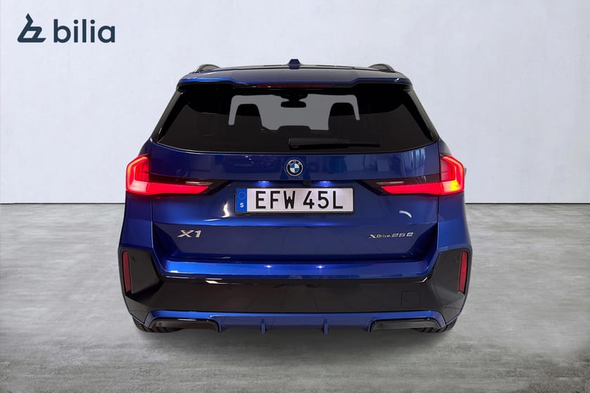 Bild 5 av BMW X1 xDrive25e / M Sport / Drag / Adaptiv / 360 / HUD