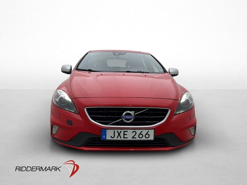 Bild 2 av Volvo V40 T2 122hk R-Design Läder Värmare 0,55L/Mil