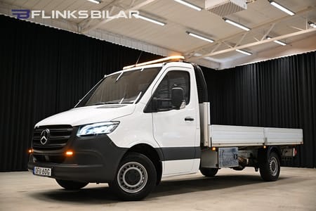 Mercedes-Benz Sprinter 317 CDI RWD Chassi 9G 170HK L4|Långflak|LED|Drag|Värmare|Leasbar