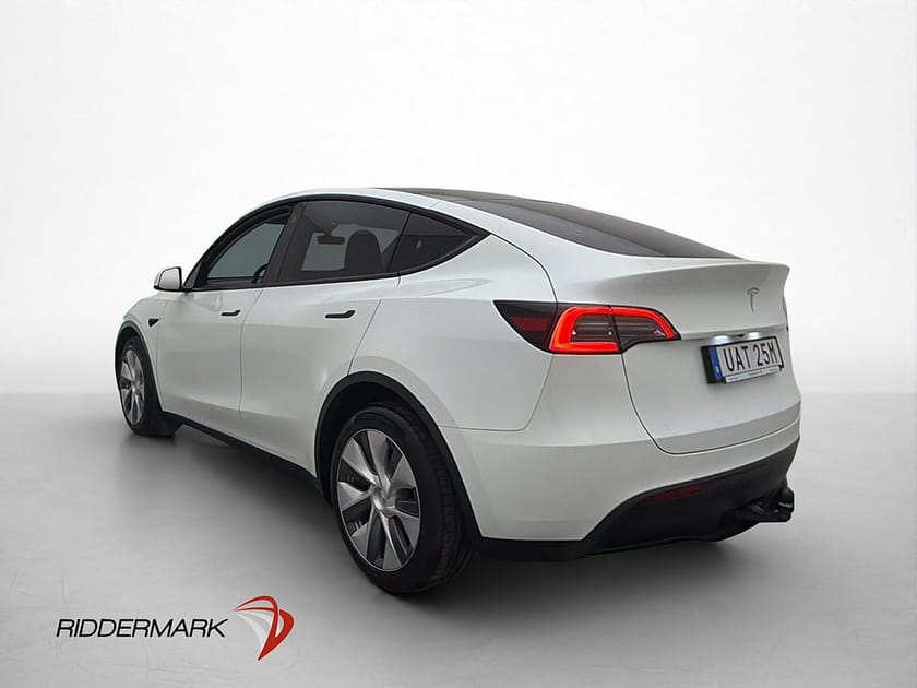Bild 5 av Tesla Model Y Long Range AWD Dragkrok Pano AP Värmepump