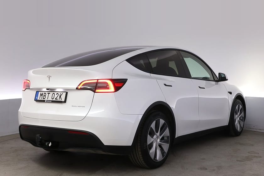 Bild 5 av Tesla Model Y Long Range AWD Autopilot Panorama Drag V-hjul