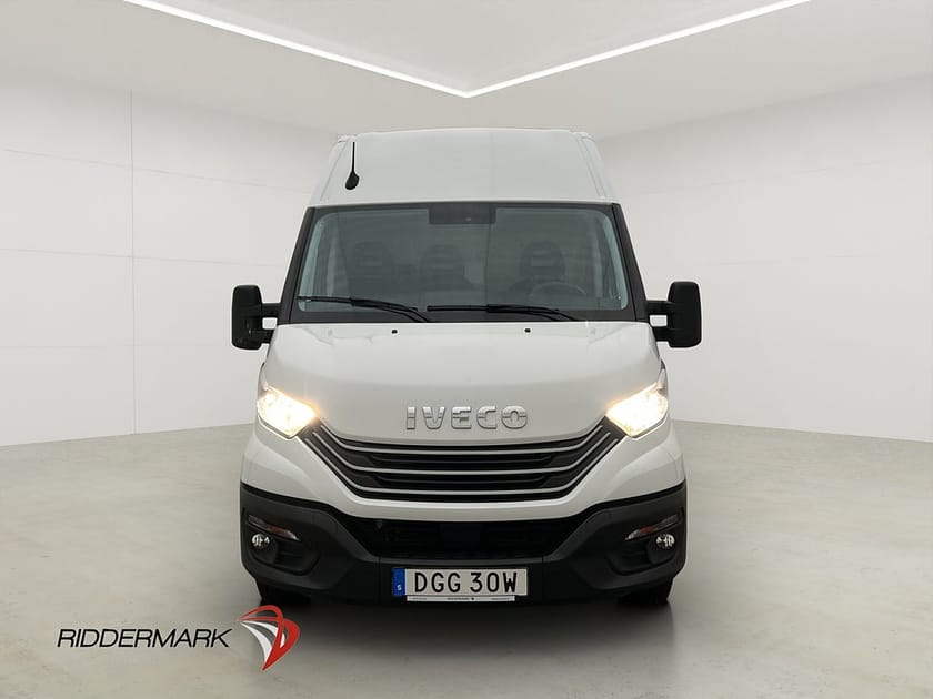 Bild 5 av Iveco Daily 35-140 Van L3H2 2.3JTD 136hk FLYTTBIL Värmare 3-Sits Moms