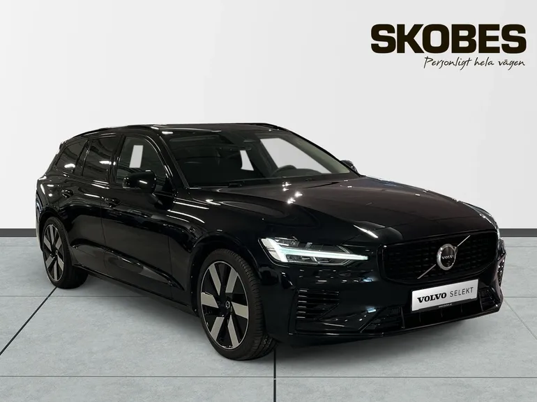 Volvo V60 Recharge T6 Plus Dark
