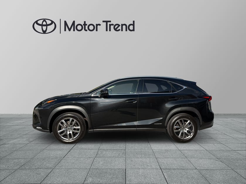 Bild 3 av Lexus NX 300h AWD NX300H EXECUTIVE DRAG VINTERHJUL