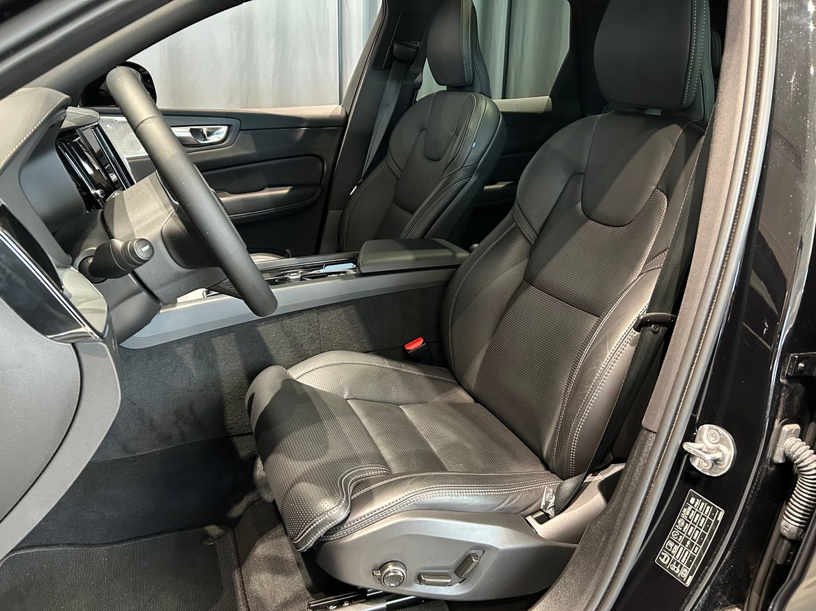 Volvo XC60 2025 - miniatyr 6