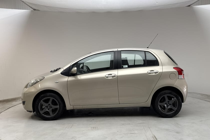 Bild 2 av Toyota Yaris 1.33 5dr (100hk) AC