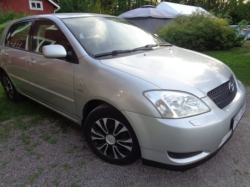 Bild 2 av Toyota Corolla 5D 1.6 VVT-i FÅ ÄG/DRAG/MVG/AC/FULLSERV/FINANS/INBYTE