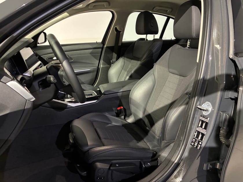Bild 5 av BMW 320d xDrive Sedan SportLine