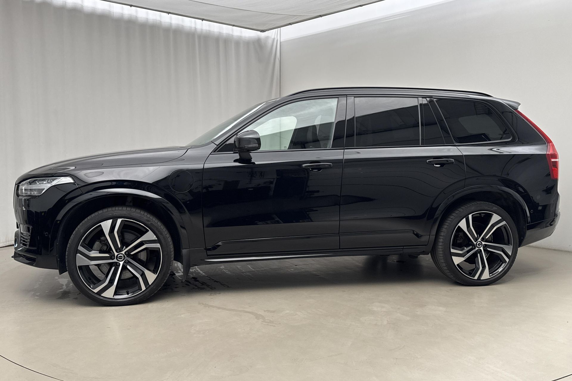 Volvo XC90 Recharge T8 AWD 2024, bild 2/10