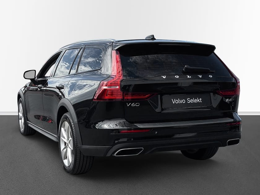 Bild 2 av Volvo V60 Cross Country B4 AWD Diesel Adv SE