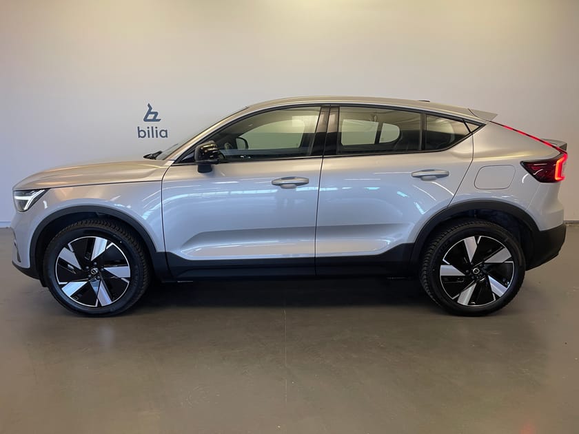 Bild 2 av Volvo C40 Recharge Core / Panoramatak / Backkamera / Navigation /