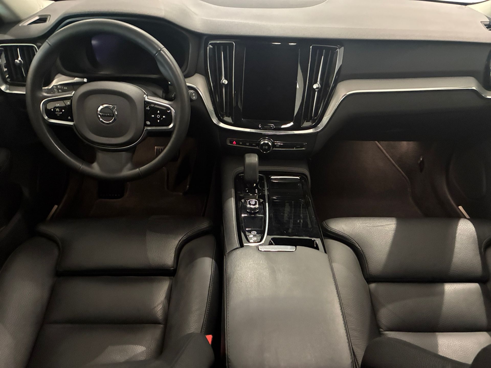 Volvo V60 Recharge T6 Plus Dark 2024, bild 6/10