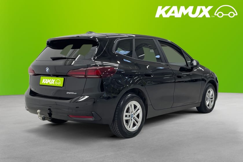 Bild 4 av BMW 225e xDrive Active Tourer Navi Drag Moms 245hk