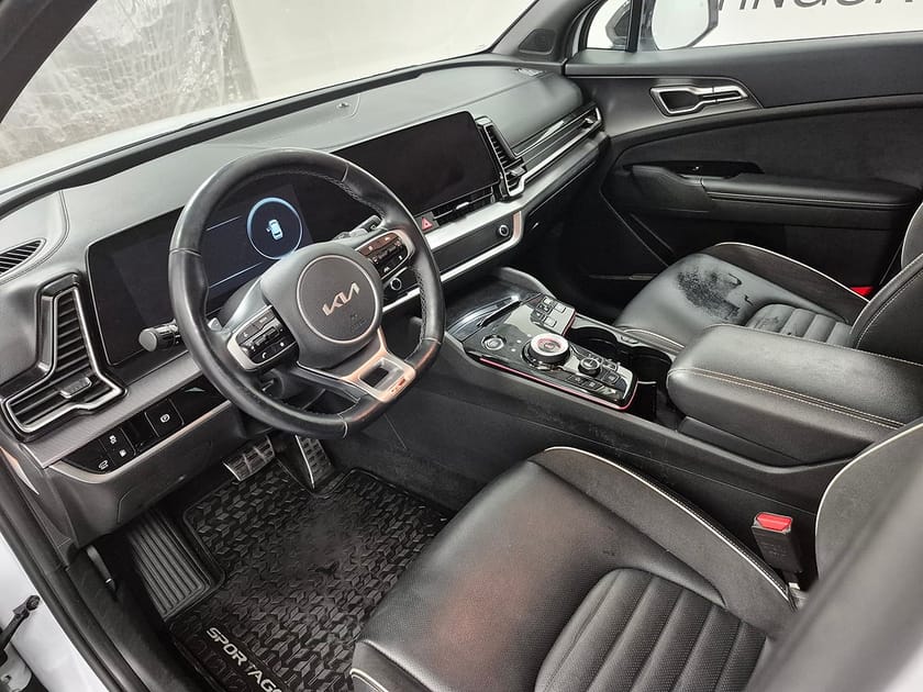 Bild 2 av Kia Sportage PHEV AWD GT-Line Plug in 265HK 4x4 Läder